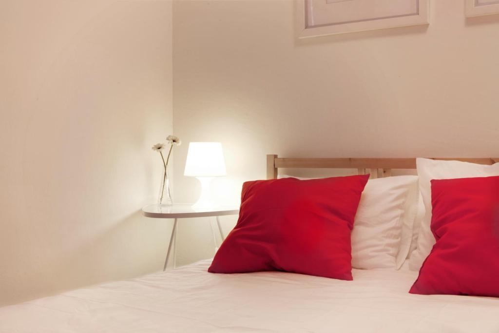 Spot Smart Nomad Bed & Breakfast Barcelona Room photo